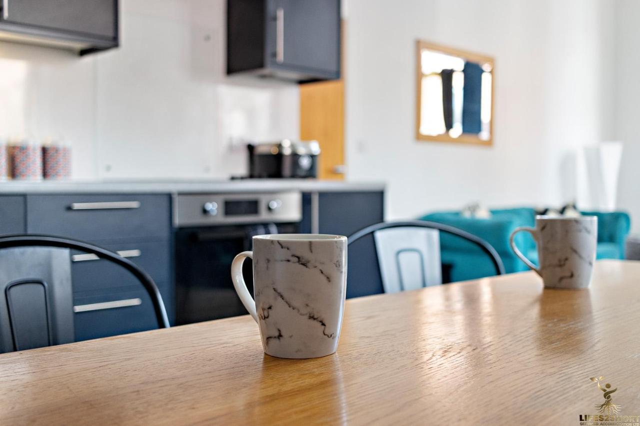Smythen St, 2 Bed Apartment With Balcony Exeter Exterior photo