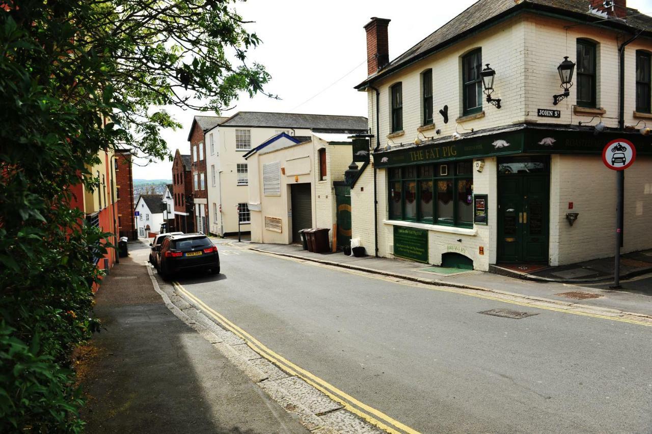 Smythen St, 2 Bed Apartment With Balcony Exeter Exterior photo